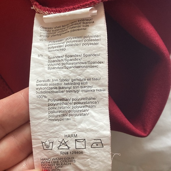 Venus Burgundy pencil skirt - Picture 7 of 7